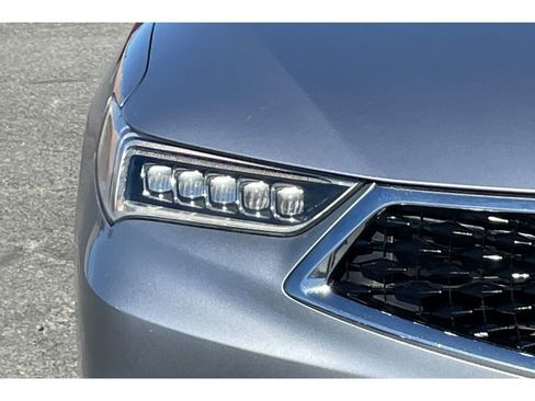 Used 2018 Acura TLX image 43