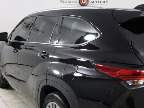 Used 2021 Toyota Highlander Platinum image 51