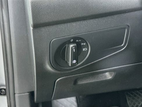 Used 2021 Volkswagen Tiguan S FWD image 16