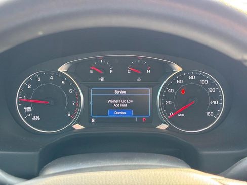 Used 2022 GMC Acadia SLE image 21