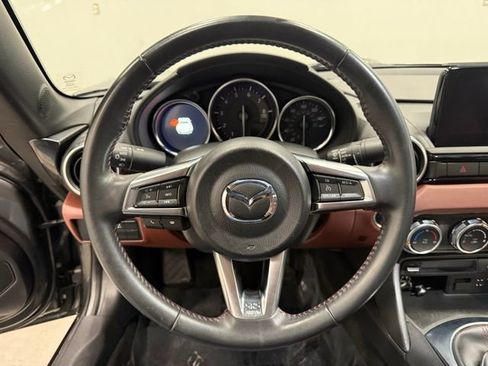 Used 2019 MAZDA MX-5 Miata RF Grand Touring w/ GT-S Package image 25