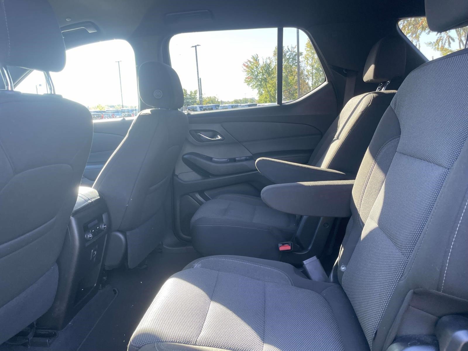 Used 2023 Chevrolet Traverse LT AWD/4WD image 7