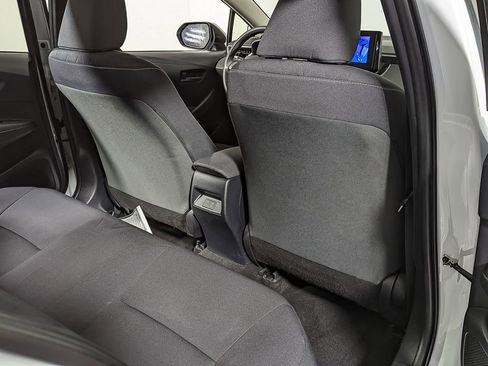 Used 2023 Toyota Corolla LE image 37