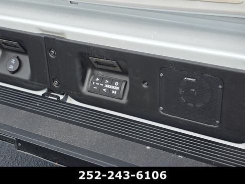 Used 2024 GMC Sierra 2500 Denali Ultimate AWD/4WD image 37