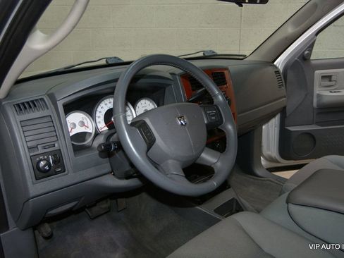 Used 2005 Dodge Dakota SLT image 11