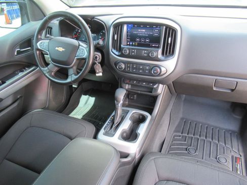 Used 2022 Chevrolet Colorado LT RWD image 13