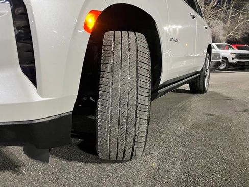 Used 2022 Chevrolet Tahoe High Country AWD/4WD image 17