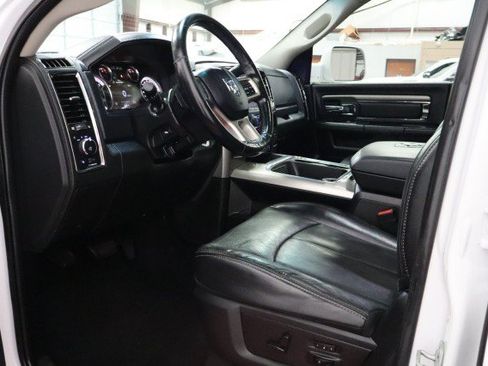 Used 2018 RAM 3500 Laramie w/ Sport Appearance Group AWD/4WD image 32