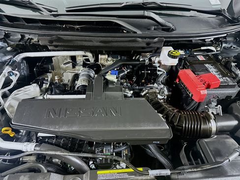 Used 2026 Nissan Rogue SV AWD/4WD image 33