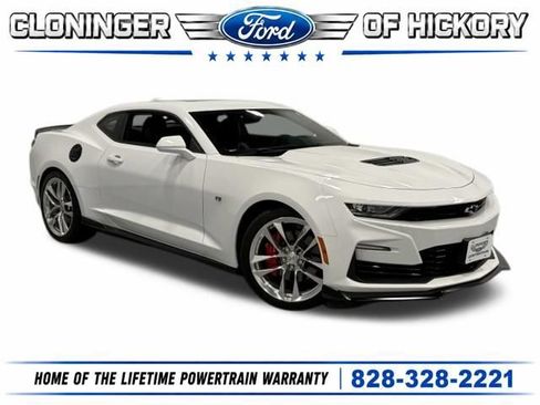 Used 2022 Chevrolet Camaro SS RWD image 1