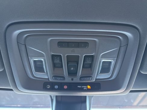 Used 2020 GMC Sierra 1500 Denali w/ Driver Alert Package II image 22