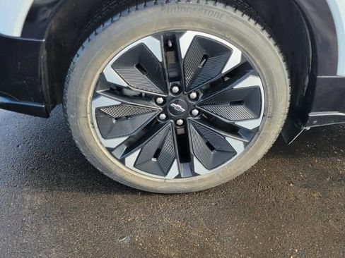 Used 2024 Chevrolet Blazer EV RS image 9