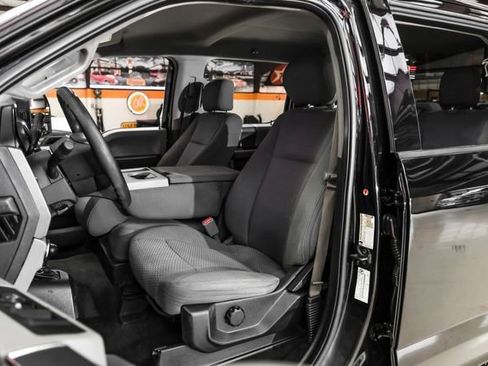 Used 2017 Ford F250 XLT AWD/4WD image 29