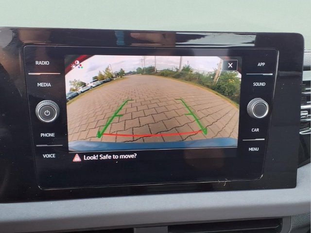 Used 2025 Volkswagen Jetta SE FWD image 7