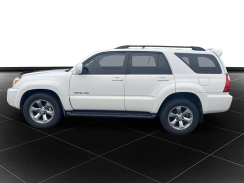 Used 2008 Toyota 4Runner Limited AWD/4WD image 2