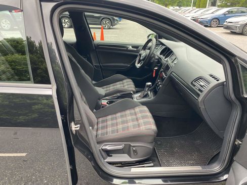Used 2017 Volkswagen GTI S FWD image 26