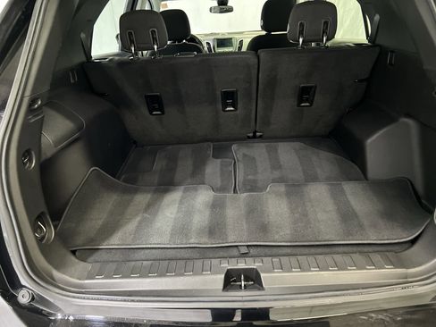 Used 2020 Chevrolet Equinox LS image 14