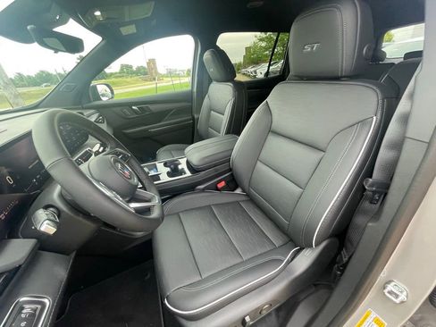New 2026 Buick Enclave Sport Touring w/ Power Package FWD image 19