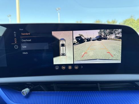 New 2026 Cadillac Optiq Luxury 1 image 24