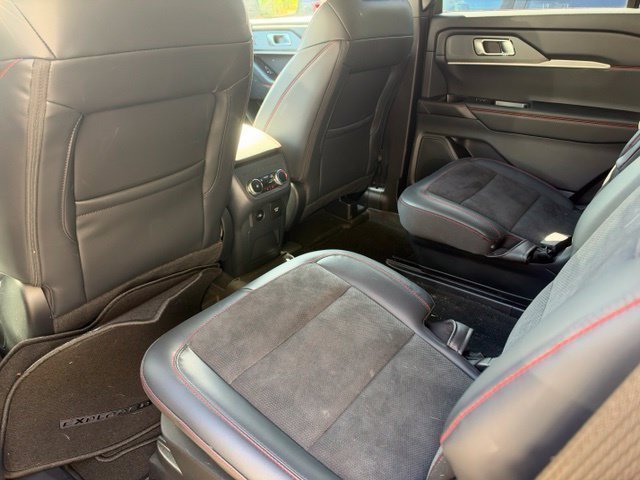 Used 2026 Ford Explorer ST AWD/4WD image 8
