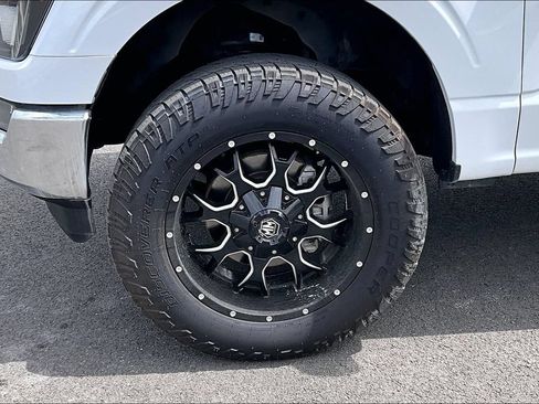 Used 2023 Ford F150 XLT AWD/4WD image 9