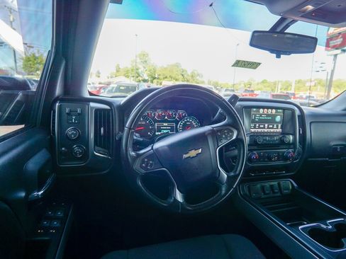Used 2018 Chevrolet Silverado 1500 LT w/ All Star Edition AWD/4WD image 13