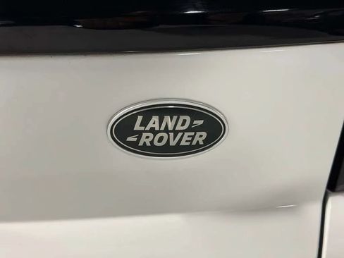 Used 2016 Land Rover Range Rover Sport Supercharged AWD/4WD image 12