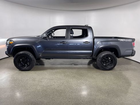 Used 2023 Toyota Tacoma TRD Off-Road AWD/4WD image 6