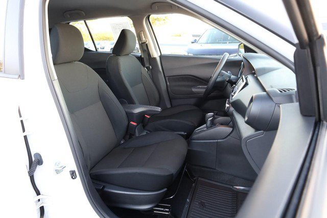 Certified 2025 Nissan Kicks Play S FWD image 22