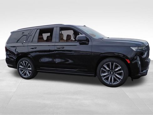 Used 2022 Cadillac Escalade Sport w/ Touring Package image 9