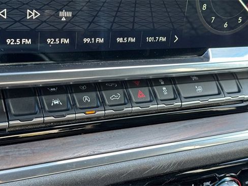 Used 2025 GMC Sierra 1500 SLT image 31