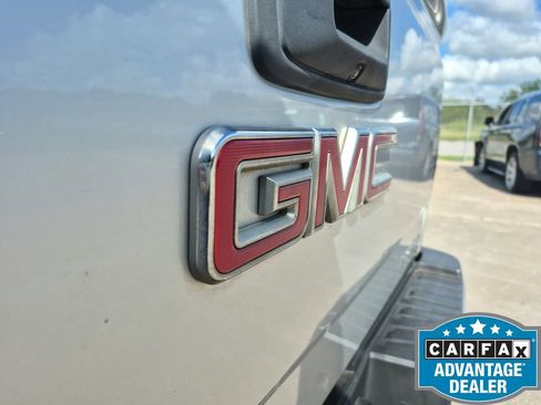 Used 2018 GMC Sierra 3500 Denali w/ Duramax Plus Package AWD/4WD image 16