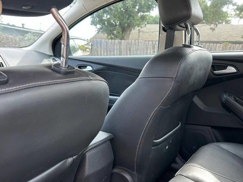 Used 2012 Ford Focus Titanium image 43