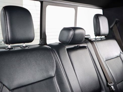 Used 2023 Ford F150 Lariat w/ Equipment Group 502A High image 29