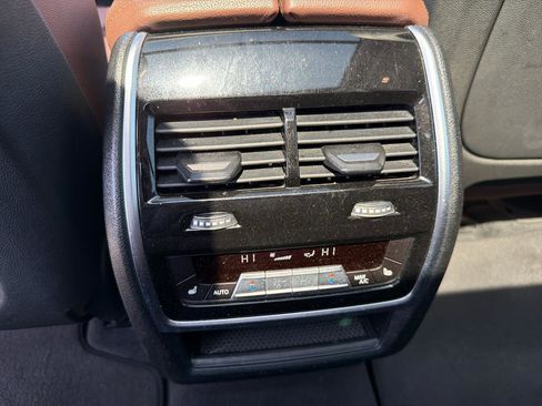Used 2020 BMW X7 xDrive40i AWD/4WD image 23