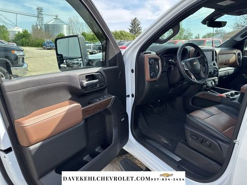 Used 2023 Chevrolet Silverado 3500 High Country w/ Z71 Off-Road Package AWD/4WD image 15