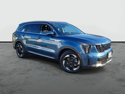 Used 2025 Kia Sorento EX