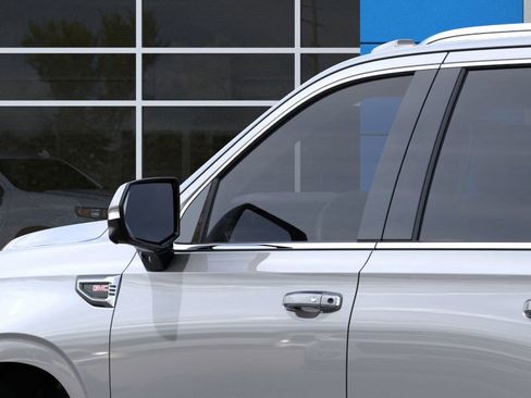 New 2026 GMC Yukon Denali image 13