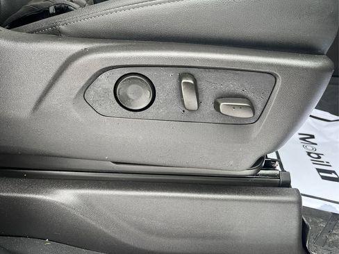 Used 2024 Chevrolet Silverado 1500 LTZ w/ LTZ Premium Package image 35