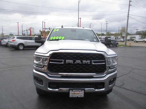Used 2024 RAM 2500 Big Horn w/ Bed Utility Group AWD/4WD image 11