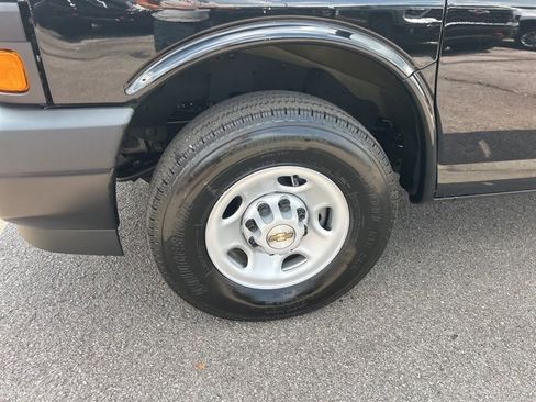 New 2025 Chevrolet Express 2500 image 10