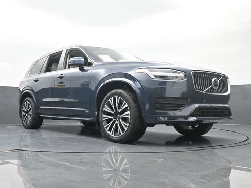 Used 2020 Volvo XC90 T5 Momentum w/ Protection Package image 61