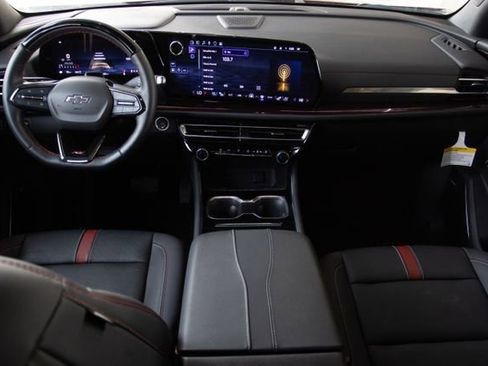 Used 2024 Chevrolet Traverse RS w/ LPO, Floor Liner Package image 27