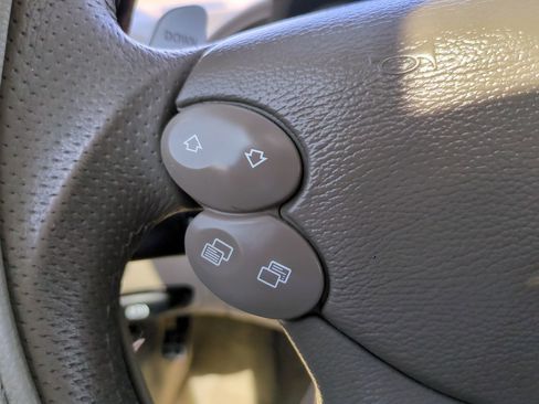 Used 2007 Mercedes-Benz SL 55 AMG image 21