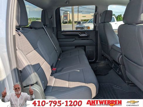 Used 2024 Chevrolet Silverado 2500 LT image 12