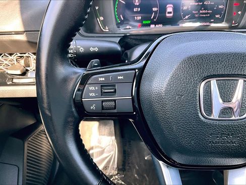Used 2023 Honda Accord Touring image 24