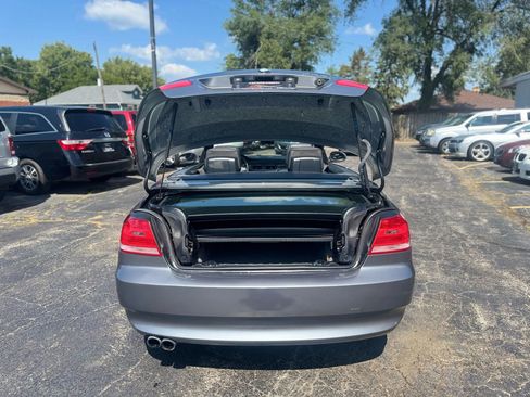 Used 2009 BMW 328i Convertible image 17