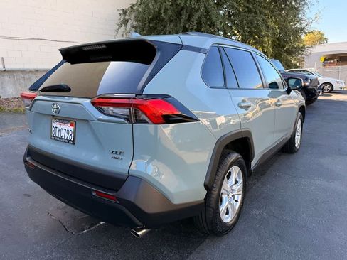 Used 2021 Toyota RAV4 XLE w/ Convenience Package AWD/4WD image 20