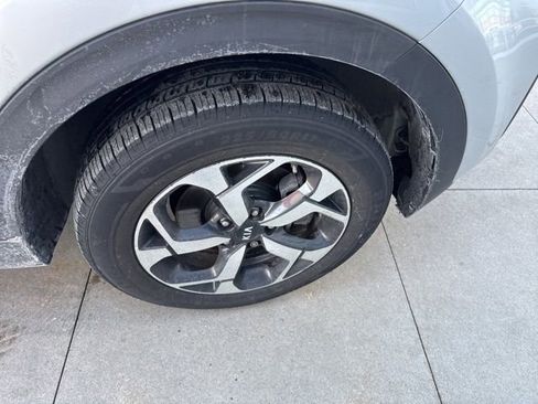 Used 2021 Kia Sportage LX w/ LX AWD Popular Package image 11