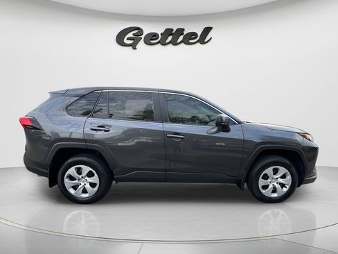 Used 2024 Toyota RAV4 LE FWD image 4